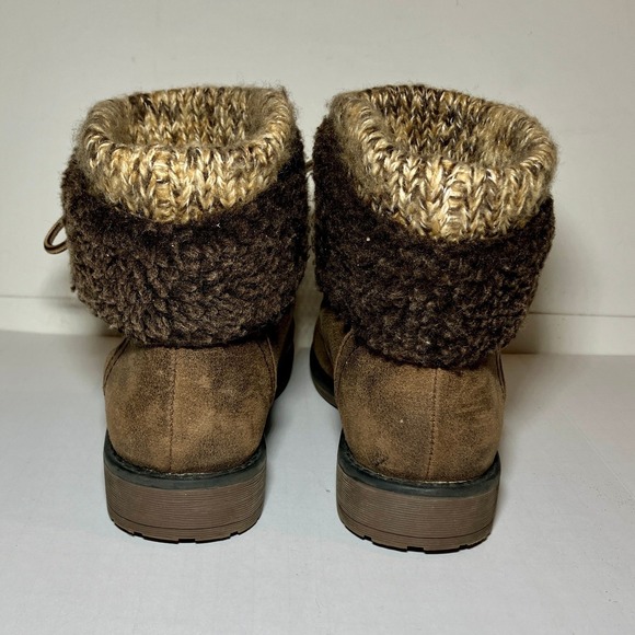 Cliffs by White Mountain Women's Brown Faux Suede Knit Cuff Lace Up Boots Sz 6.5 - Picture 2 of 13